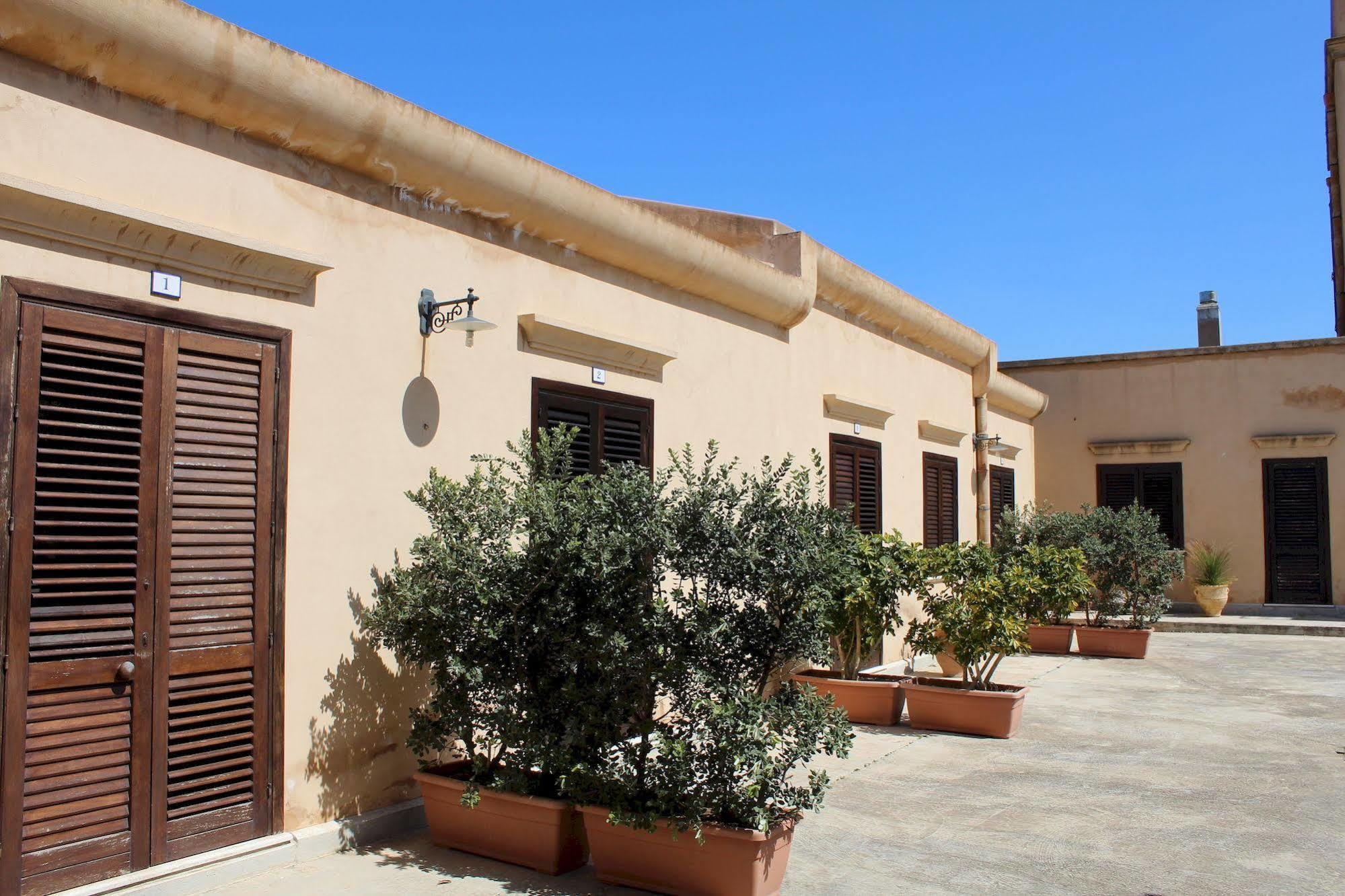 Baglio Cudia Resort Marsala Bagian luar foto